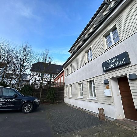 Gasthaus Lindenhof Hotel Much Bagian luar foto